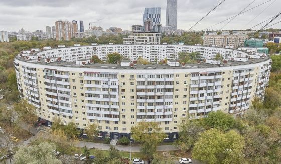 Три дома, связанные с киностудией "Мосфильм", отремонтированы в Москве