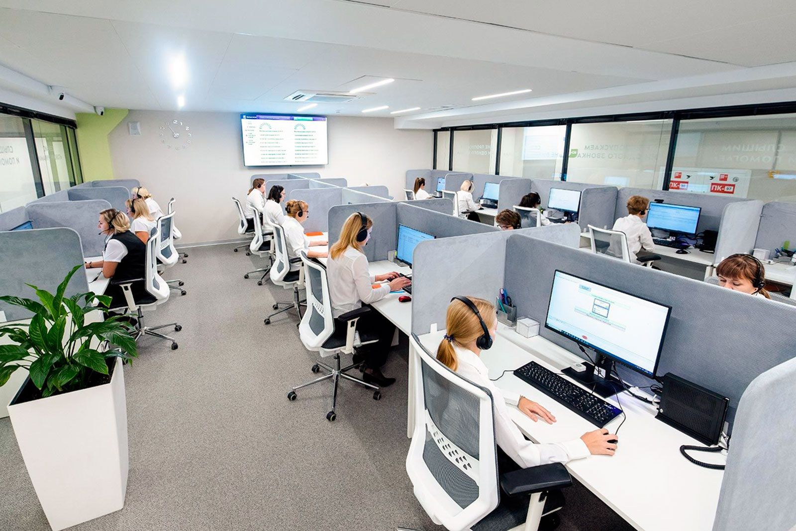 График работы соцучреждений в праздники с 2 по 4 ноября График работы соцучреждений в праздники с 2 по 4 ноября