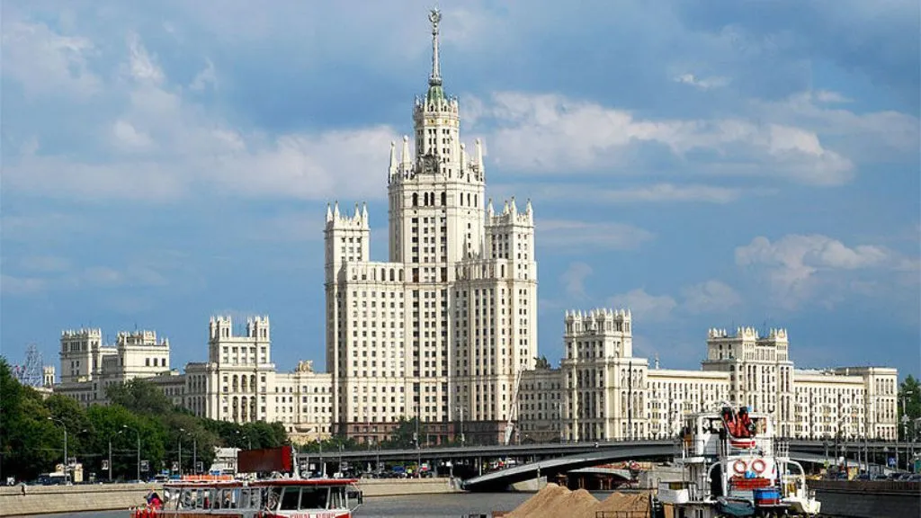 В Москве продают уникальную квартиру за 12 млн рублей
