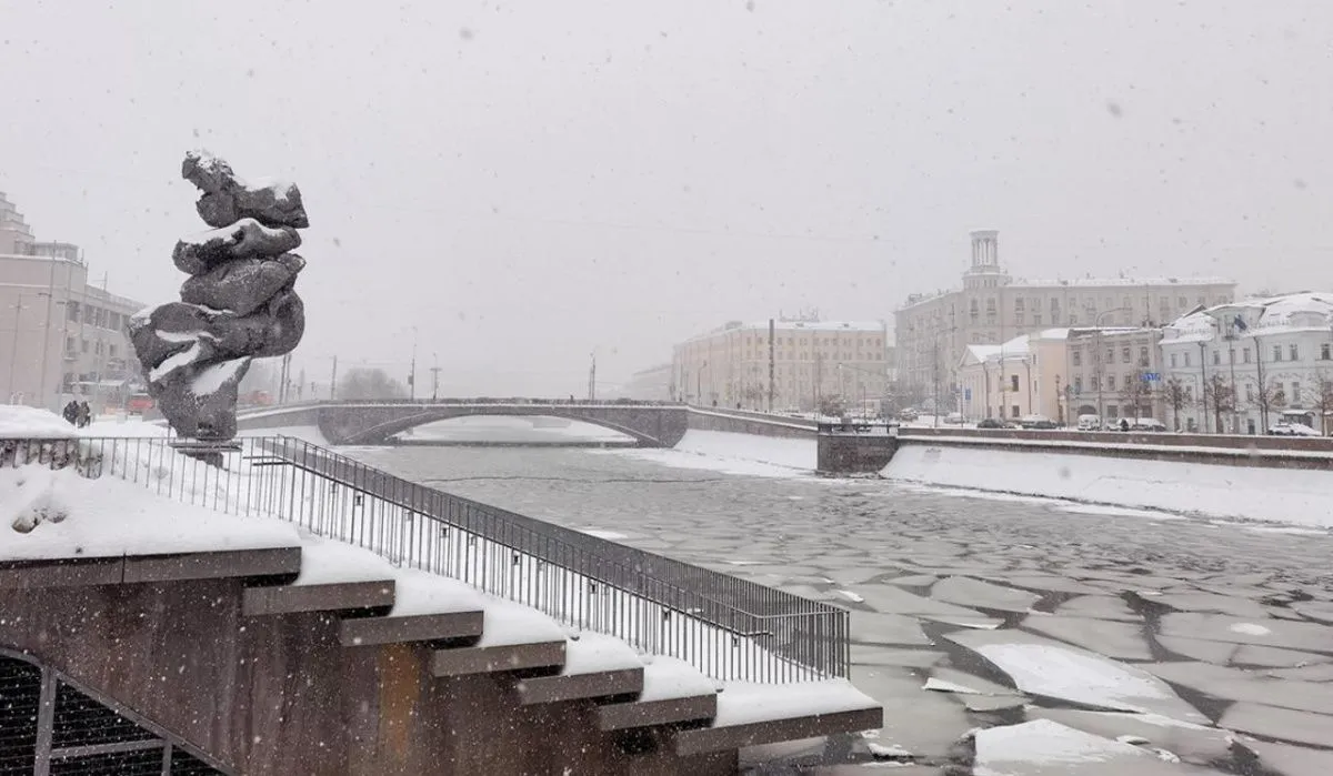 Снег и до -7 обещают синоптики москвичам