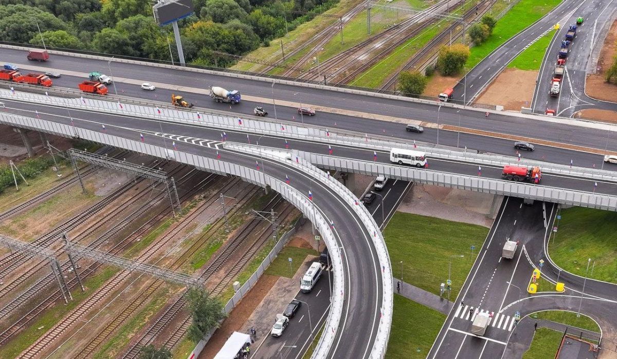 Собянин открыл новый участок скоростного диаметра в Москве