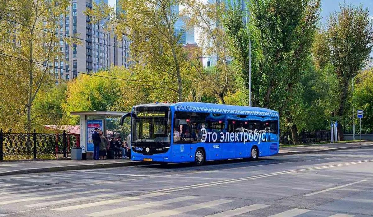 Электробусы нового поколения начали курсировать на маршруте № 847 в Москве