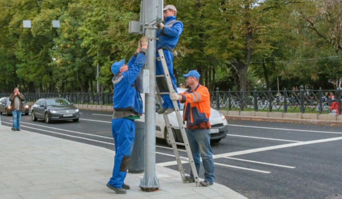 В Москве начали устанавливать светофоры нового поколения