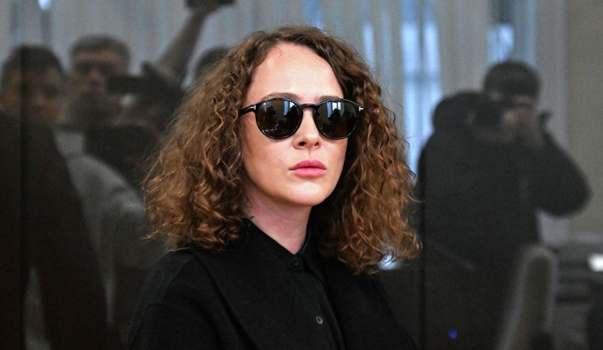 Суд продлил актрисе Тарасовой ограничение на определенные действия