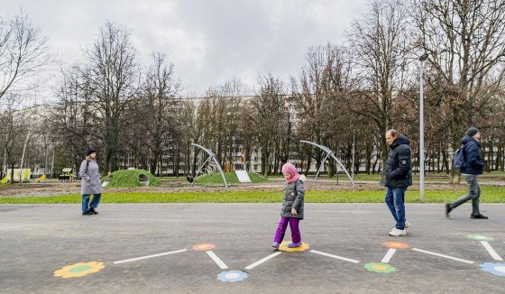 Новые и необычные игровые зоны открылись на Профсоюзной улице в Москве