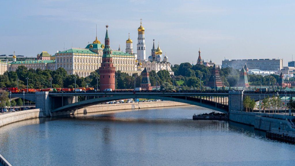 В Москве завершился капремонт Большого каменного моста
