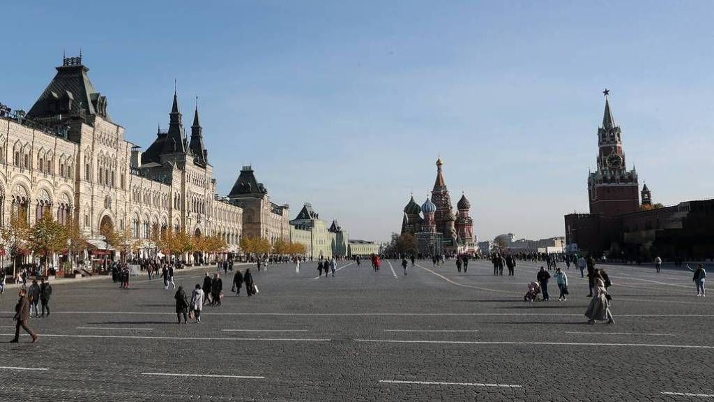 На Красной площади запретят кататься на самокатах и велосипедах