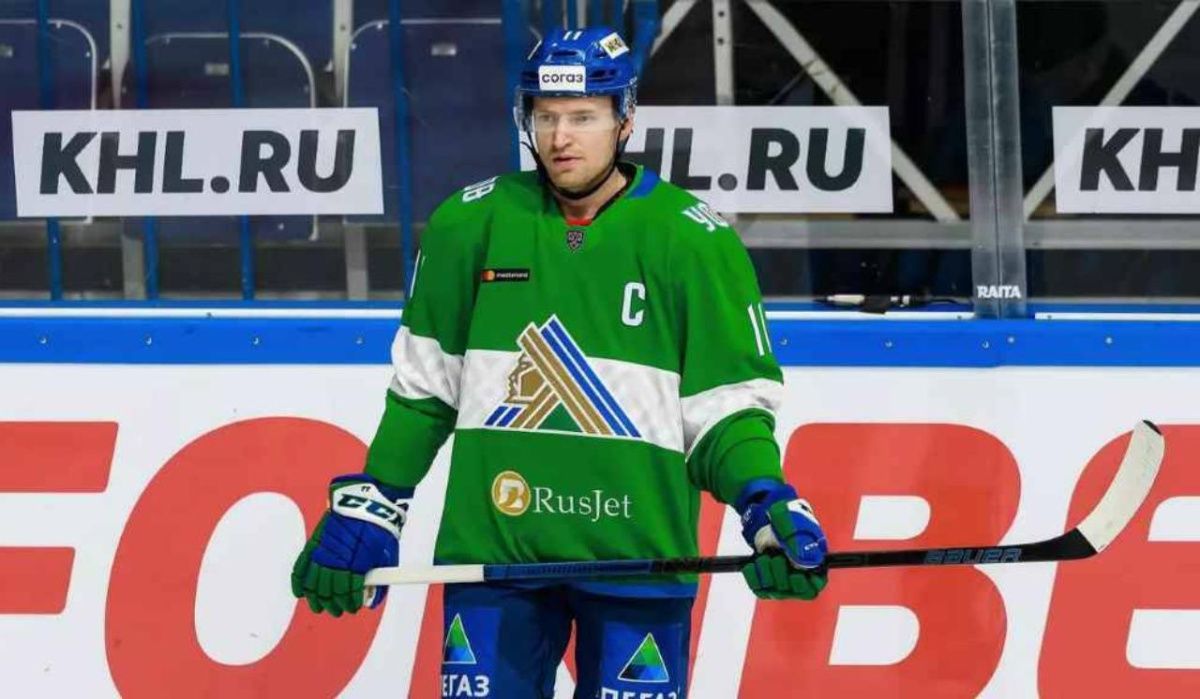 Матч против &quot;Локомотива&quot; завершился для капитана &quot;Салавата Юлаева&quot; разрывом уха