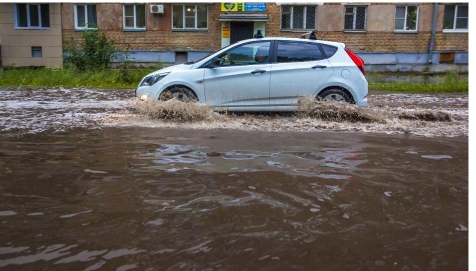 В Челябинске городские службы перешли на особый режим работы