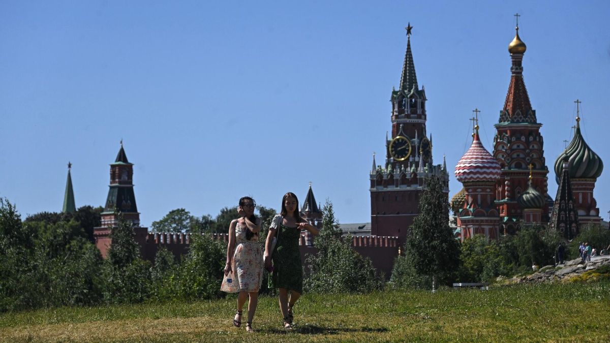 Рабочая неделя в Москве закончится 35-градусной жарой