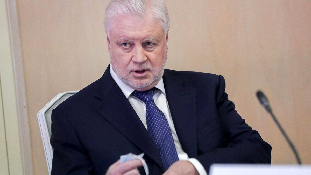 Миронов назвал двух российских бизнесменов предателями 