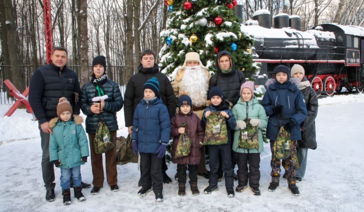 Около 100 ребят стали участниками Елки в Музее «Г.О.Р.А.»