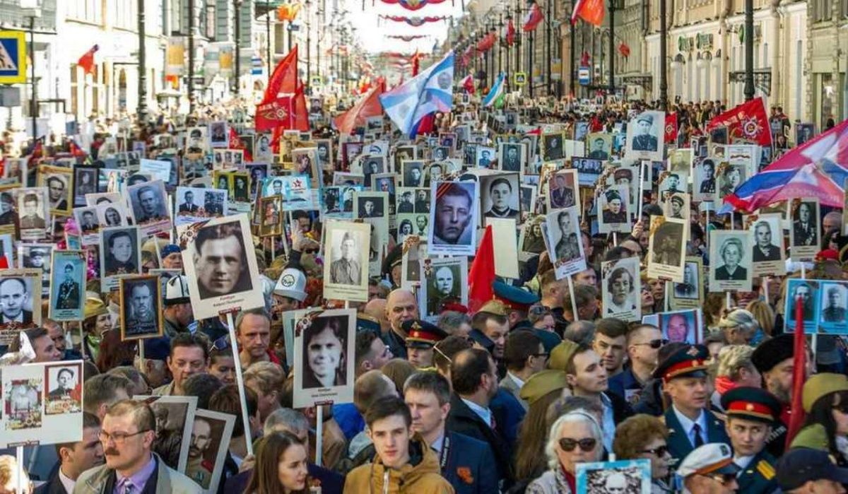 &quot;Бессмертный полк&quot; в Петербурге впервые за три года пройдёт в традиционном формате