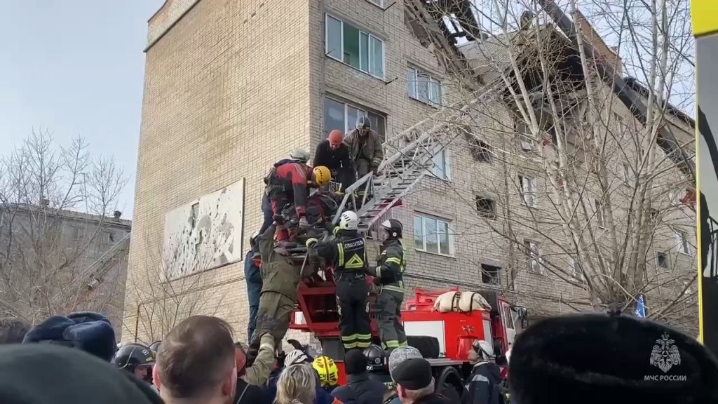 В Чите спасли уже третьего ребёнка после взрыва газа в жилом доме