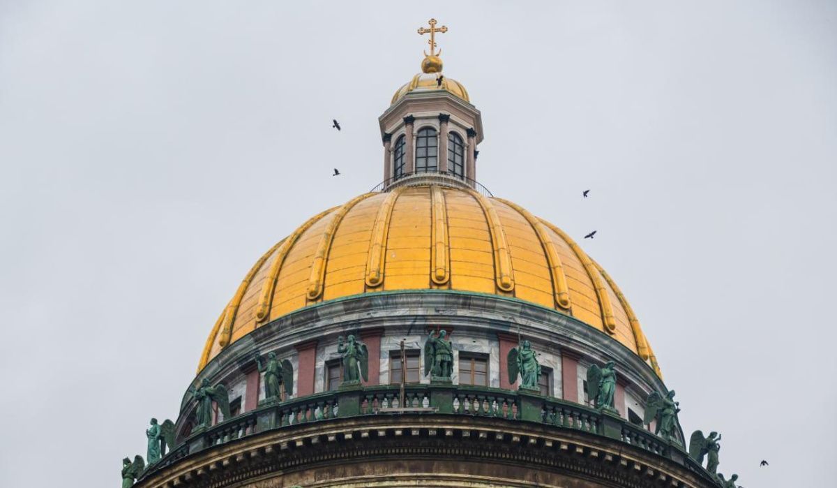 С балюстрады Исаакиевского собора сняты строительные леса