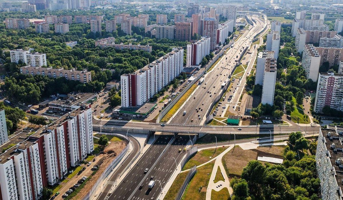 На юге Москвы открыли новые маршруты для транспорта и пешеходов