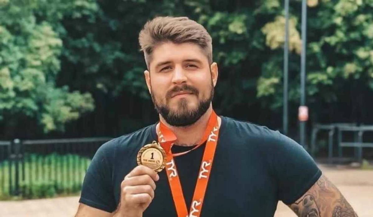 Поиск пропавшего пловца Свечникова: семья распространяет листовки в Турции