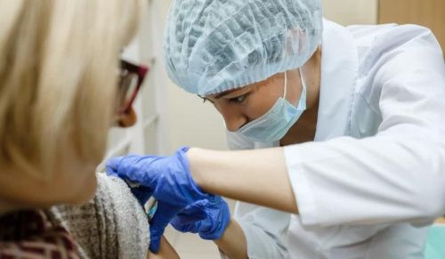В Челябинской области начали делать прививки от гриппа