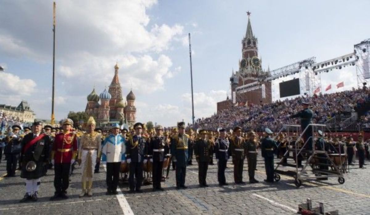 Фестиваль "Спасская башня": масштабное представление на Красной площади