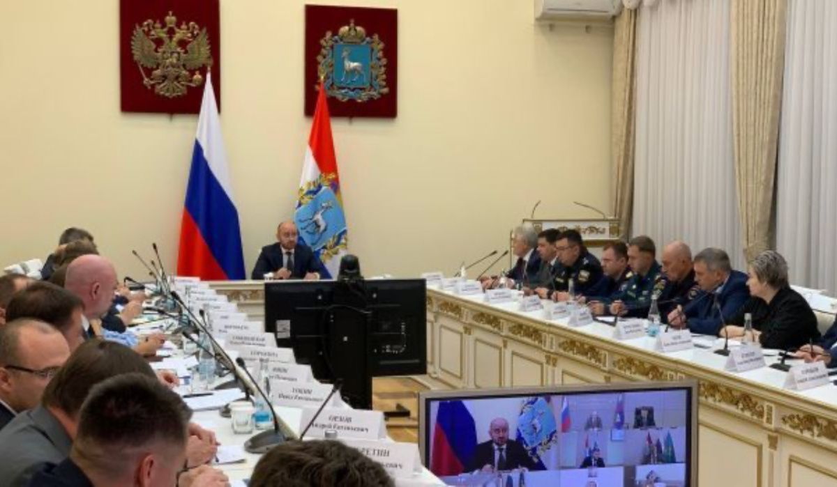 Губернатор Федорищев дал самарским министрам два месяца на увольнение