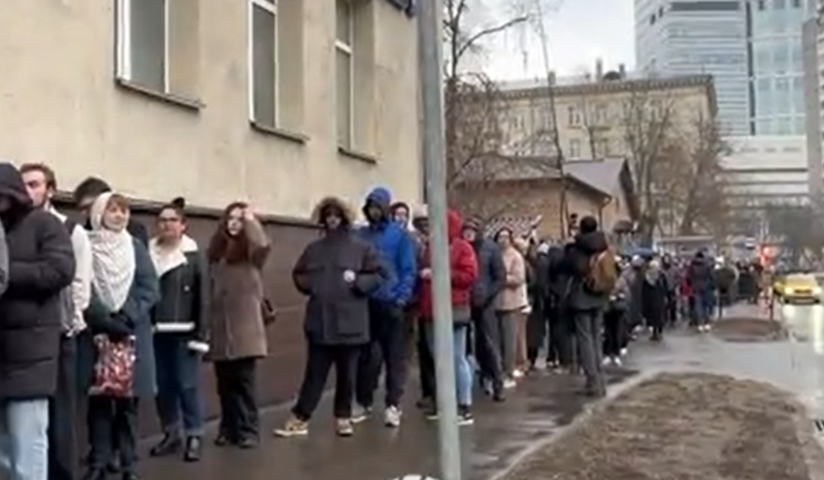 В Москве люди массово сдают кровь для пострадавших в &quot;Крокусе&quot;