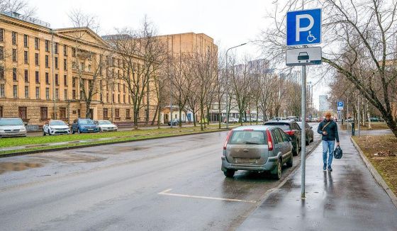 В Москве завершили благоустройство территории у метро «Водный стадион»