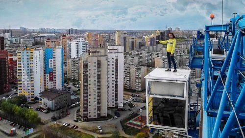 Власти заявили о нехватке 10 тыс. строителей на стройплощадках Москвы
