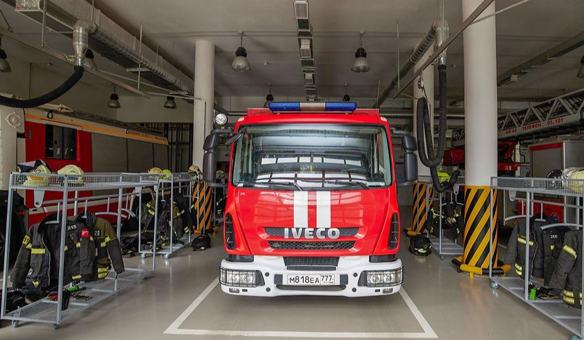 В Москве создали сводную группировку пожарных, спасателей и специалистов городских служб 
