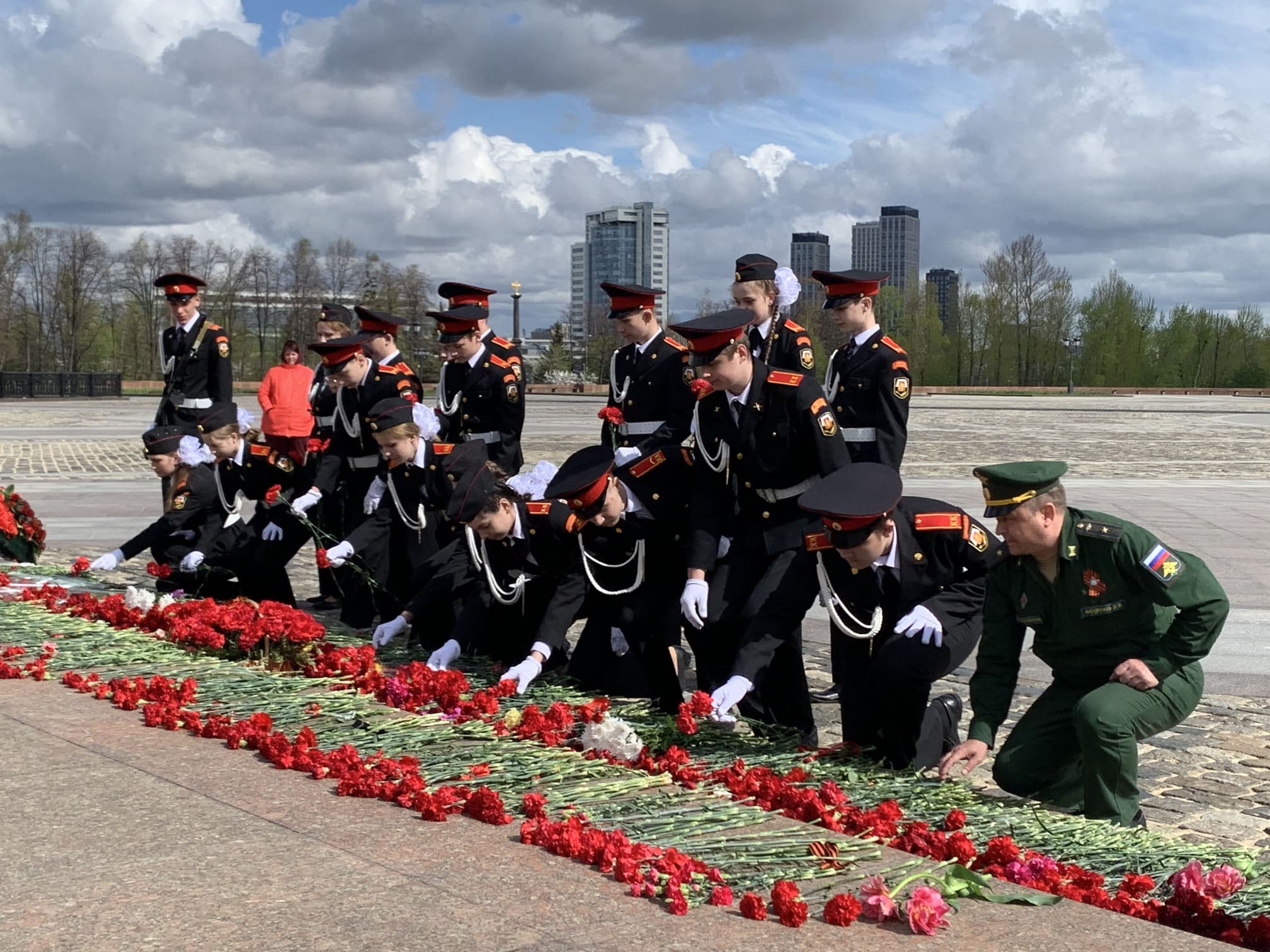 9 мая кадеты заступят на вахту у Вечного огня около Музея Победы