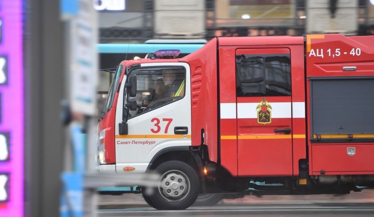 В Санкт-Петербурге потушили пожар в здании &quot;Лениздата&quot; 