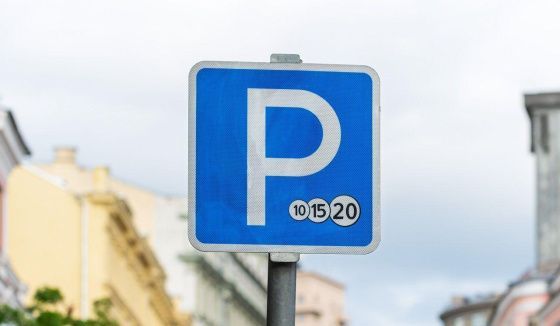 Парковки в Москве станут бесплатными в честь Дня России