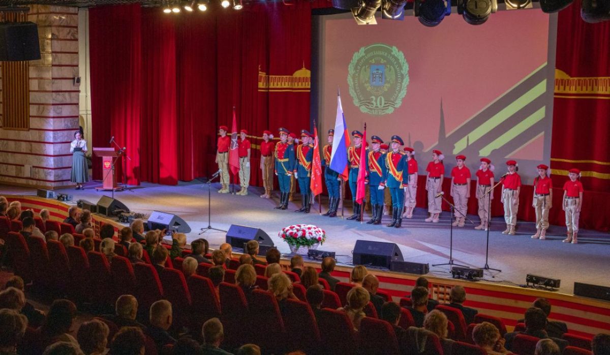 Совет ветеранов ЗАО отметил юбилей в Музее Победы