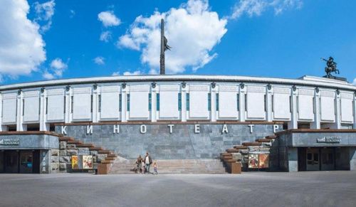 Онлайн-кинотеатр Музея Победы подготовил кинопоказ к 90-летию Рождественского
