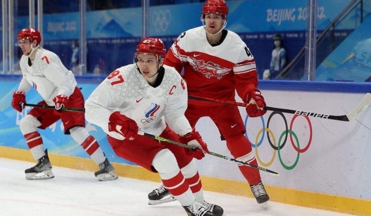 Российские хоккеисты одержали вторую победу подряд на ОИ в Пекине