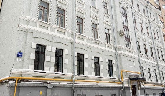 В Москве отреставрировали фасады восьми домов с ризалитами