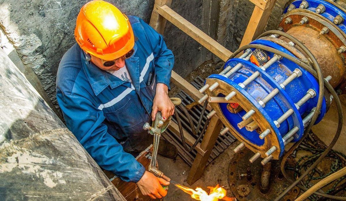 В Краснопахорском районе столицы обновили более пяти километров водных сетей
