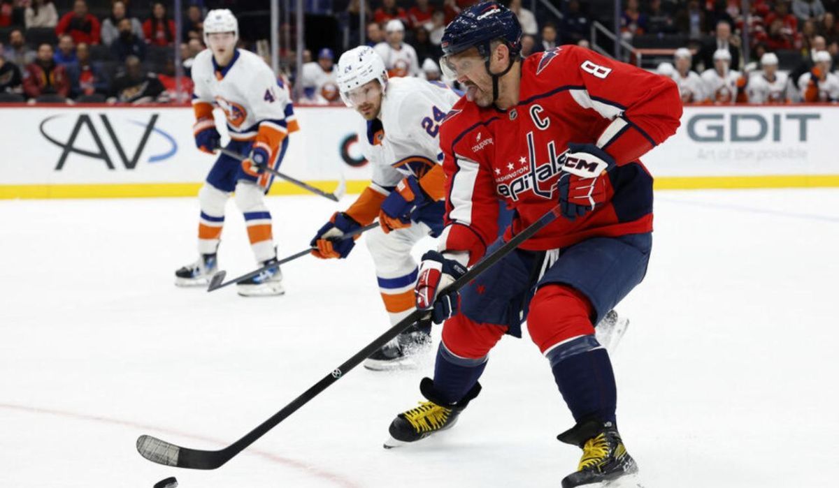 Александр Овечкин забил 900-й гол в карьере в НХЛ