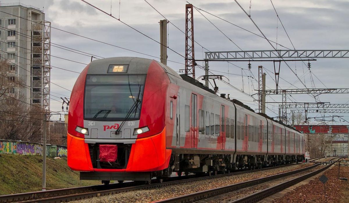 В Санкт-Петербурге общественный транспорт в выходные будет обслуживать горожан по особому графику