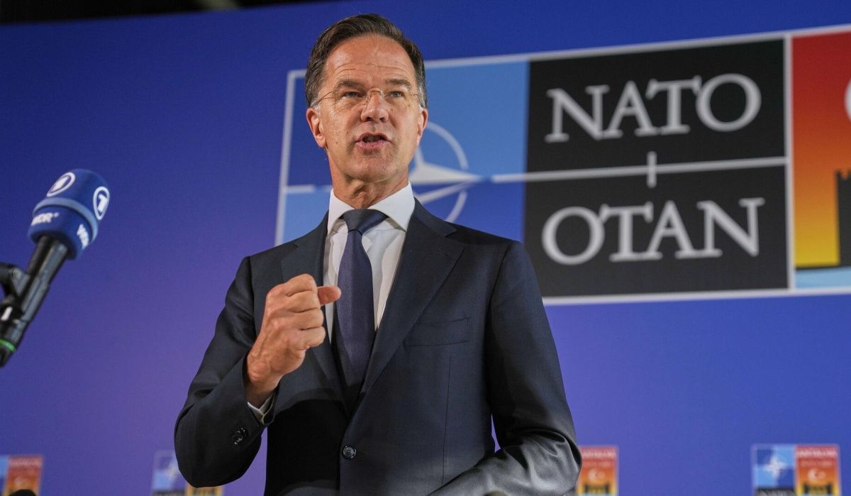 НАТО отвергает право России вмешиваться в развертывание войск на Украину