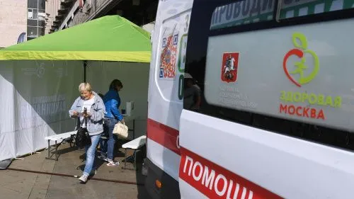 В Москве заработали мобильные пункты вакцинации от гриппа