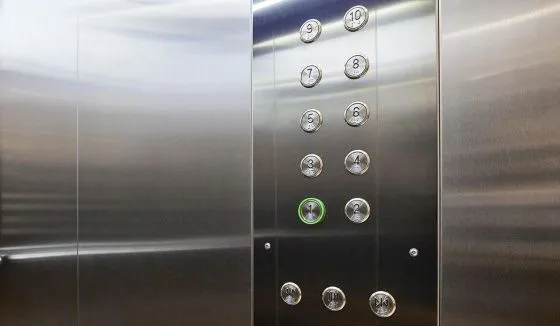 Почти 3 тысячи лифтов заменят в Москве в 2024 году