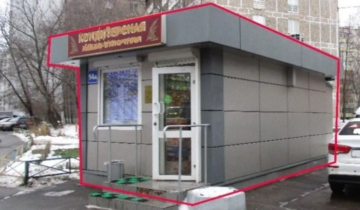 В Москве демонтировали торговый павильон
