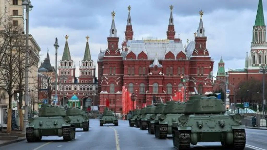 В Москве прошла ночная тренировка Парада Победы