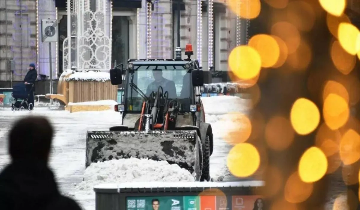 В Москве все службы ЖКХ переведены в режим повышенной готовности на фоне предстоящего снегопада