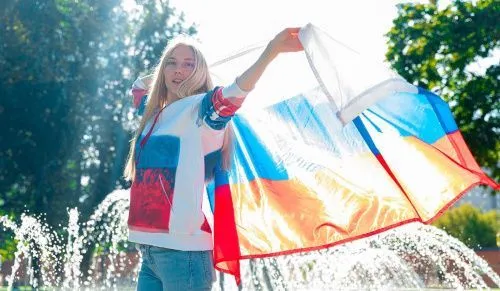 Ко Дню Государственного флага России в парках Москвы пройдут праздничные мероприятия