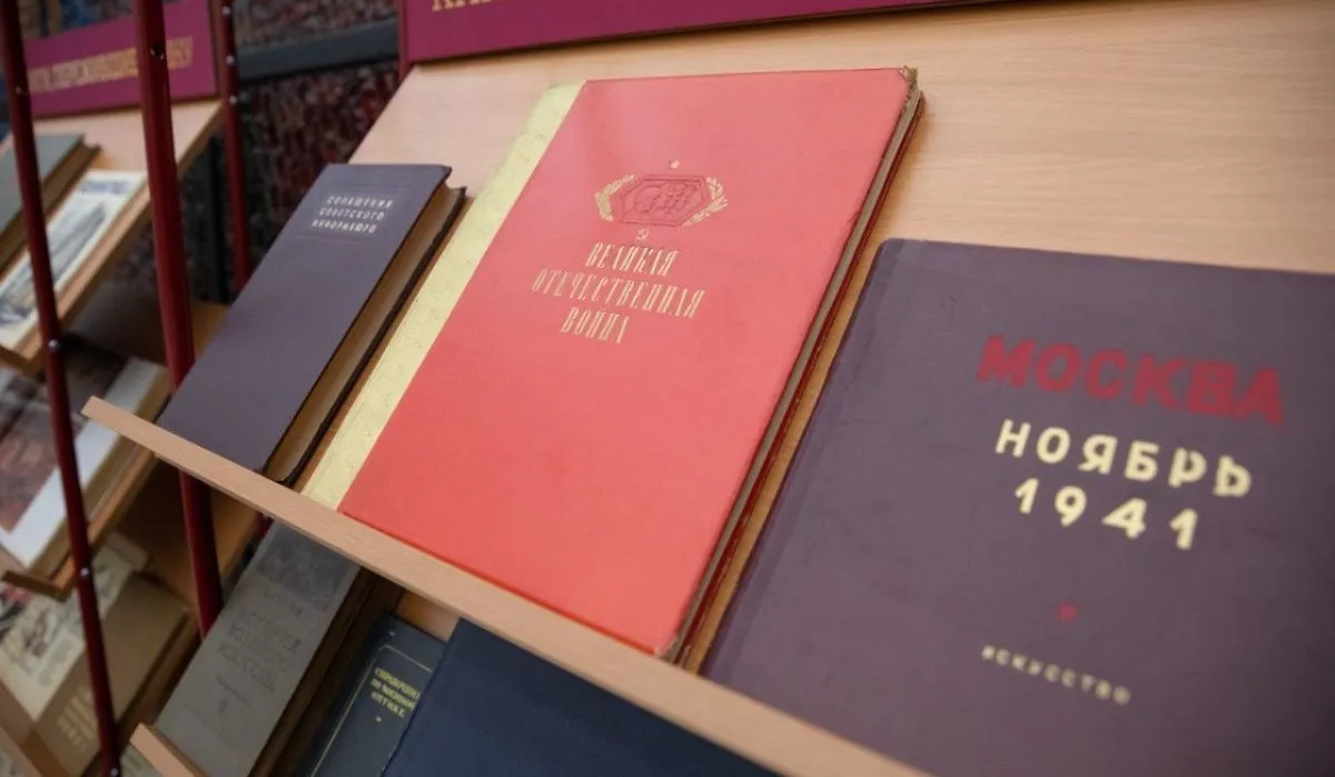 Музей Победы запустил акцию в честь Международного дня книгодарения
