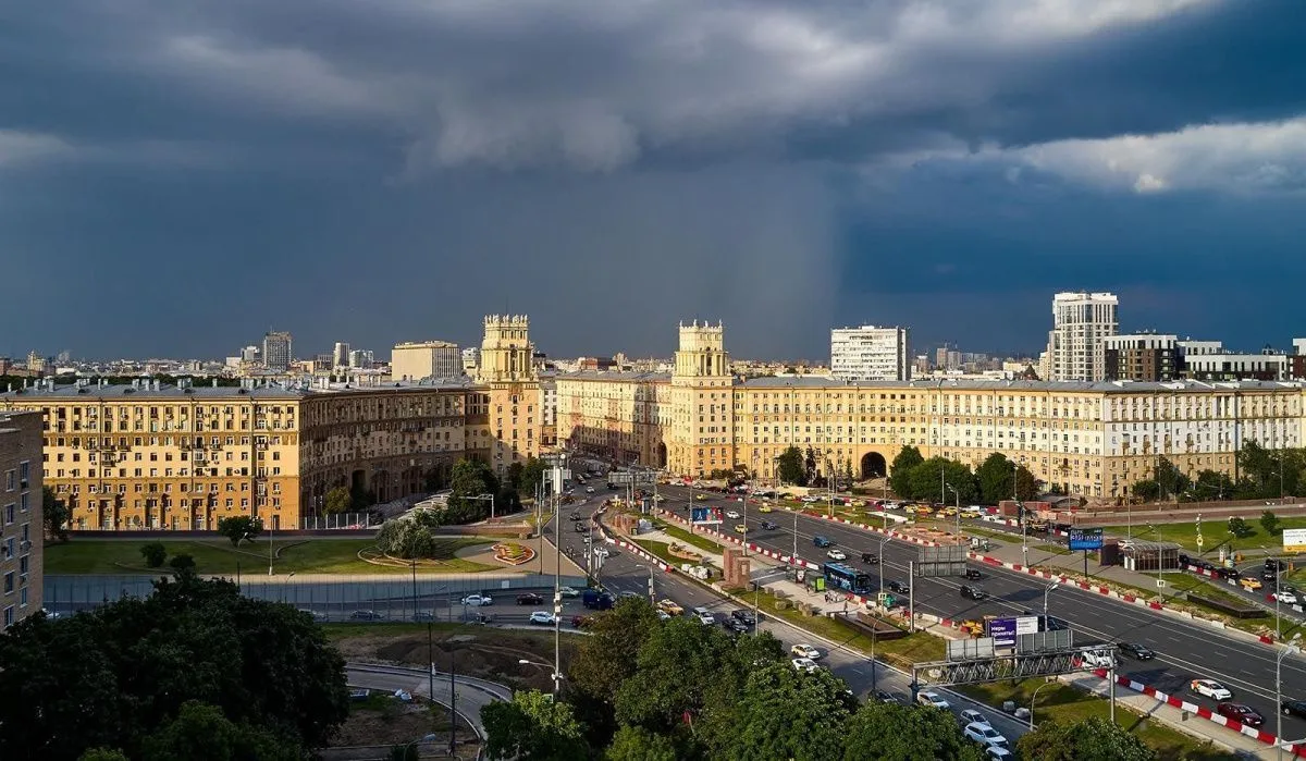 Синоптики: В Москве ожидаются дожди и грозы